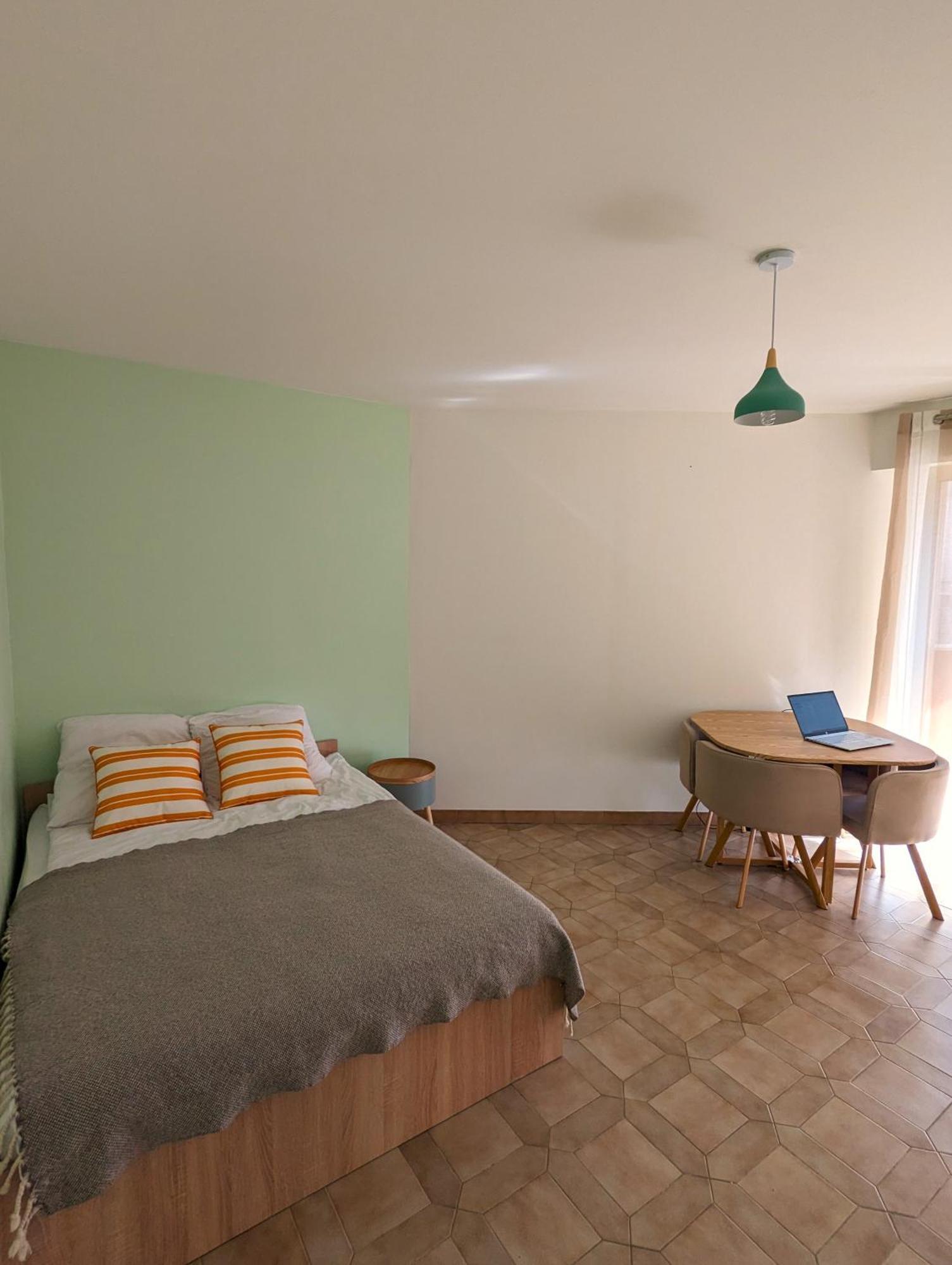 Studio In Menton Near Sea And City Centre Exterior photo